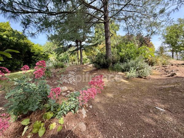 Propriete à vendre 10 pièces LIMOUX (11) 205,07m2 habitables sur 2,05 hectares de terrain