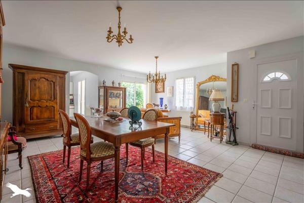 Maison à vendre |  Barbezieux-Saint-Hilaire |  4 pièces | 85 m²