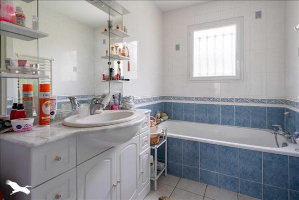 Maison à vendre |  Barbezieux-Saint-Hilaire |  4 pièces | 85 m²