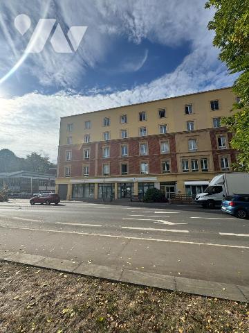 NOUVEAU MANDAT - CHARLEVILLE-MÉZIÈRES

Hypercentre - Face à la gare

Découvrez cet appartem...