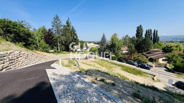 Terrain à vendre à Saint Alban de Roche