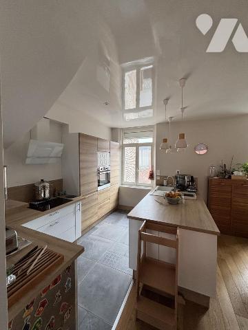 Belle amiénoise avec studio au rez-de-chaussée