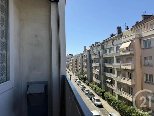 Appartement T4 à vendre  4 pièces - 66,44 m 2   SEYSSINS  - 38