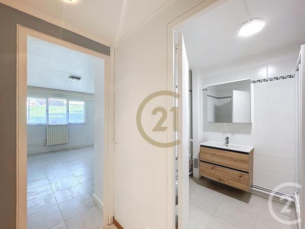 Appartement F1 à vendre  1 pièce - 29,15 m2 NOISY LE ROI - 78