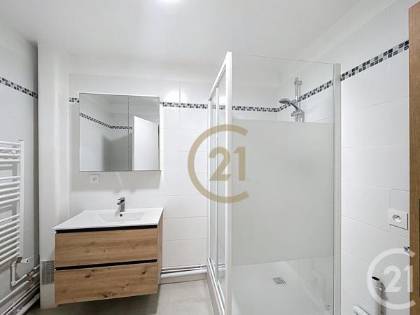 Appartement F1 à vendre  1 pièce - 29,15 m2 NOISY LE ROI - 78