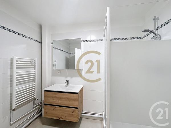 Appartement F1 à vendre  1 pièce - 29,15 m2 NOISY LE ROI - 78