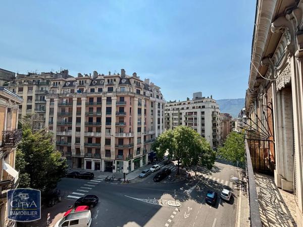 Appartement à louer 3 pièces 43.87m² Grenoble (38000)