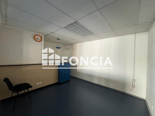 Location Local commercial 3 pièces 94 m² - 4 RUE BULLOZ Annecy Le Vieux 74940