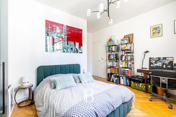 Paris 17ème, Appartement 4 Chambres -  179 m² à vendre