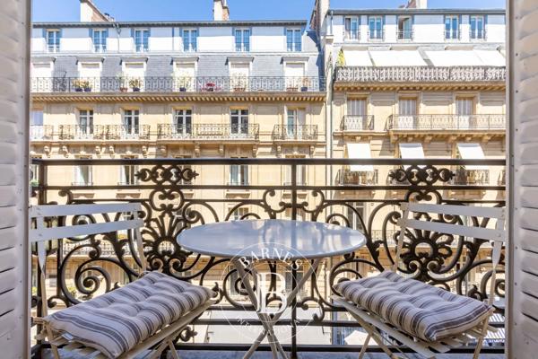 Paris 17ème, Appartement 4 Chambres -  179 m² à vendre