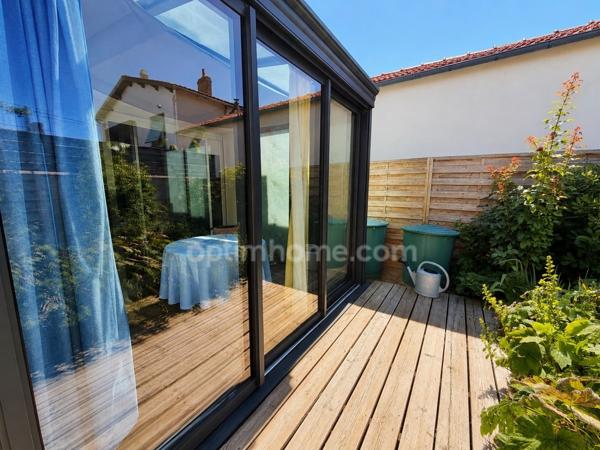 Maison 3 chambres avec jardin et véranda LA ROCHELLE (17)