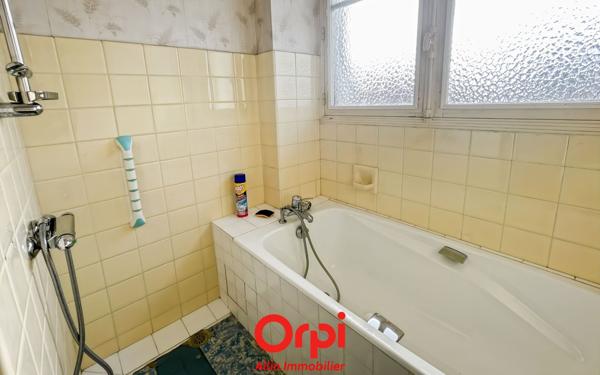 Maison à vendre    3 pièces •  Verneix