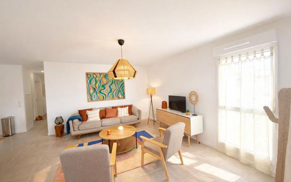 Appartement à vendre    4 pièces •  Léon