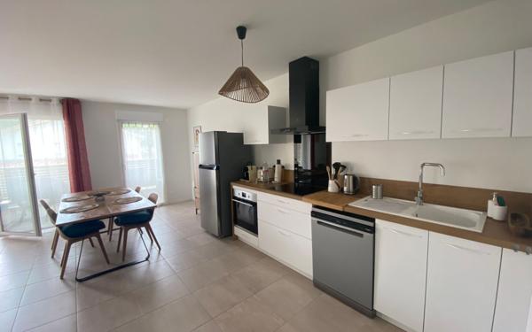 Appartement à vendre    4 pièces •  Léon