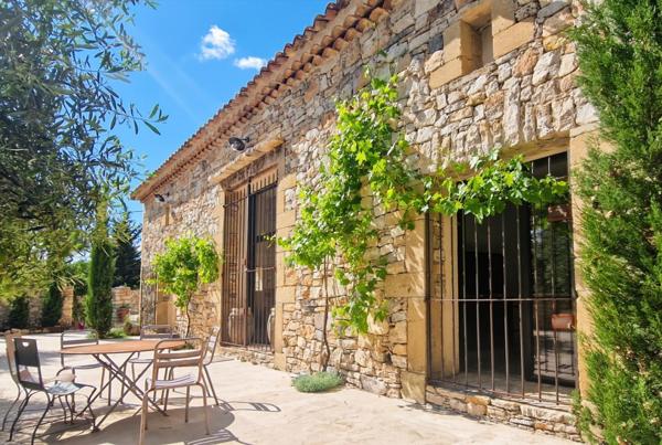 Propriété d'exception aux portes d'Uzès