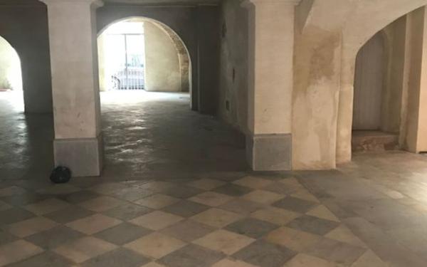Appartement à louer    2 pièces • 68,51 m2 Nîmes