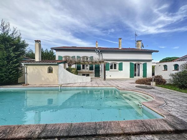 Spacieuse maison familiale avec sous-sol aménagé, T2 indépendant et piscine