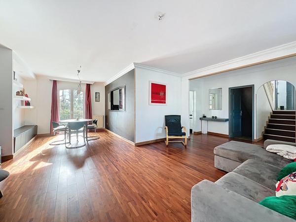 Spacieuse maison familiale avec sous-sol aménagé, T2 indépendant et piscine