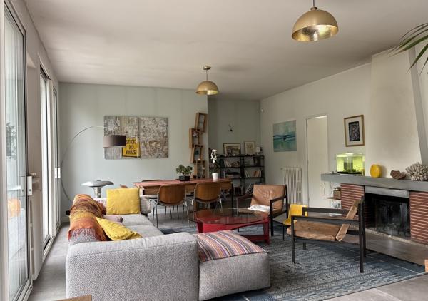 Maison familiale 152 m² avec quatre chambres et garage au calme absolu en impasse