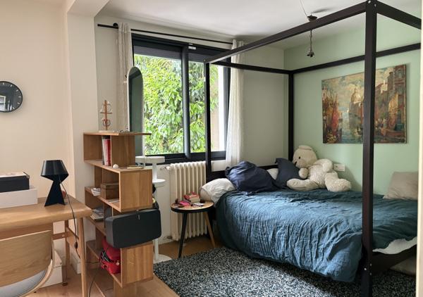 Maison familiale 152 m² avec quatre chambres et garage au calme absolu en impasse