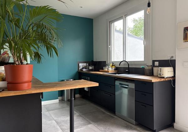 Maison familiale 152 m² avec quatre chambres et garage au calme absolu en impasse