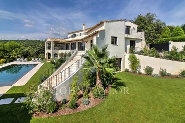 Villa de grand standing avec vue mer