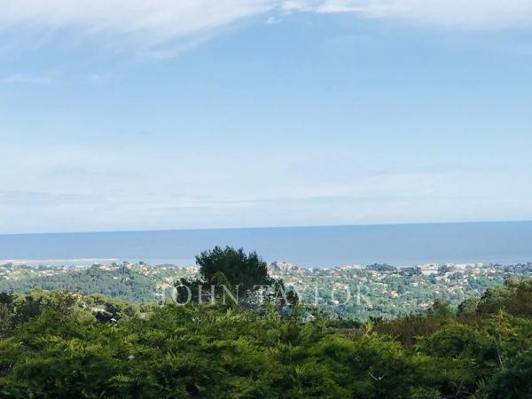 Villa de grand standing avec vue mer