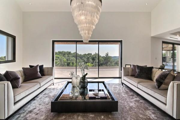 Villa de grand standing avec vue mer