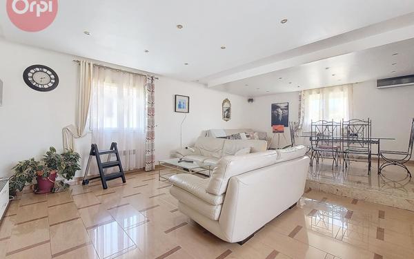 Maison à vendre    5 pièces •  Espira-de-l'Agly