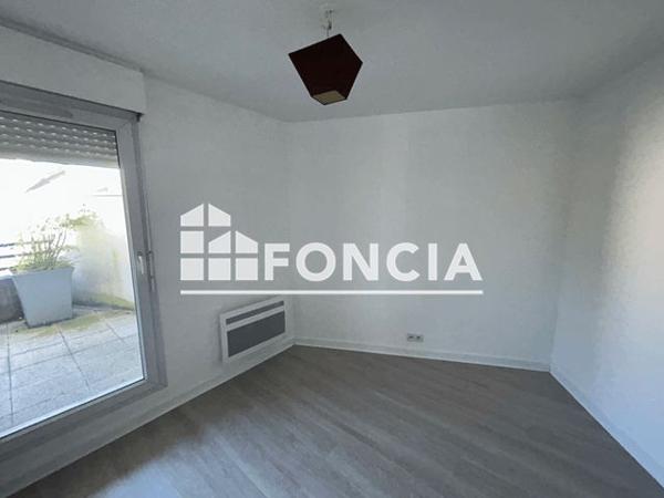 Location Appartement 2 pièces 70.3 m² - 38/46 AVENUE VICTOR HUGO Coulommiers 77120