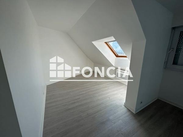 Location Appartement 2 pièces 70.3 m² - 38/46 AVENUE VICTOR HUGO Coulommiers 77120