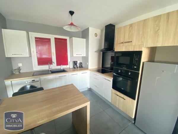 Appartement à louer 3 pièces 65.8m²