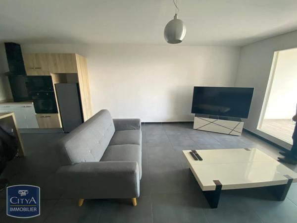 Appartement à louer 3 pièces 65.8m²
