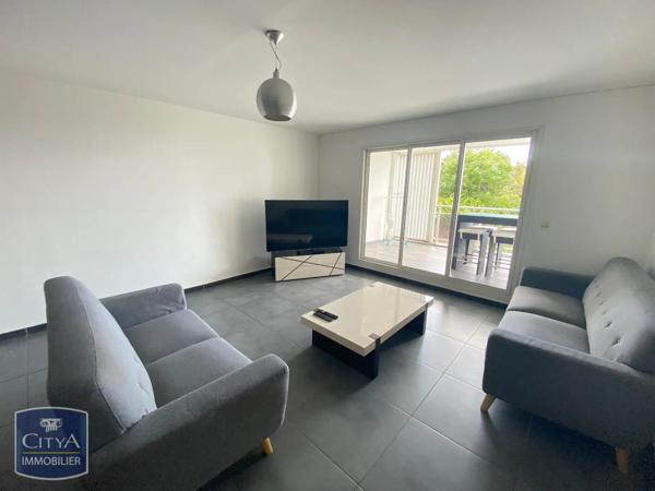 Appartement à louer 3 pièces 65.8m²