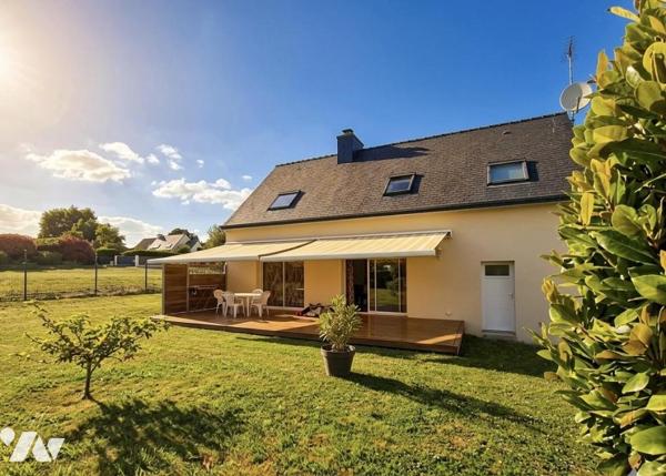 Plumelin maison de 2004 sûr 756 m2