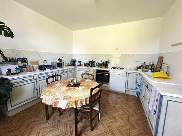 LONGERE EN CAMPAGNE DE BAUDRES ENVIRONNEMENT CALME (INDRE 36)