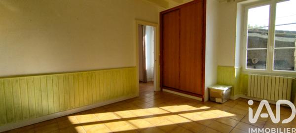 Maison à vendre 6 pièces 140 m² Saint-Mandé-sur-Brédoire