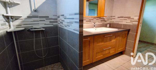 Maison à vendre 6 pièces 140 m² Saint-Mandé-sur-Brédoire