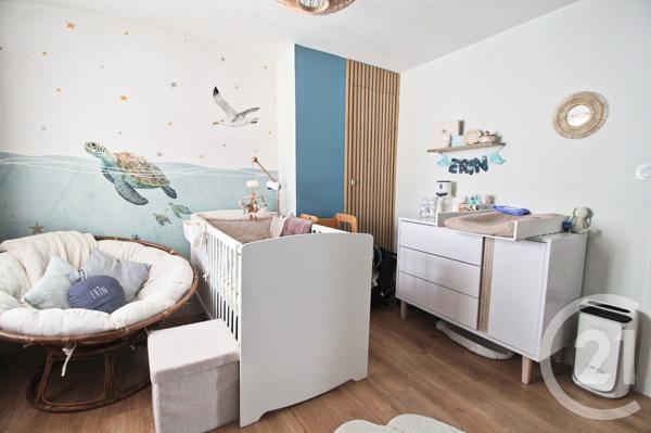 Appartement T4 à vendre  5 pièces - 97,60 m2 MONTLUEL - 01