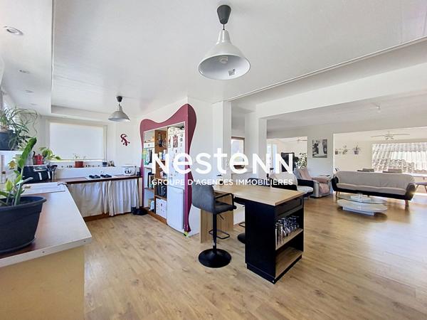 Maison - Appartement de 166m² avec grenier aménageable et parking privé