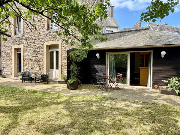 Lot de 3 appartements + jardin privatif Saint Servan