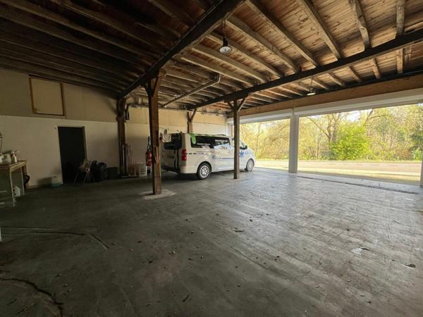 Immeuble à vendre    5 pièces •  Cazaubon