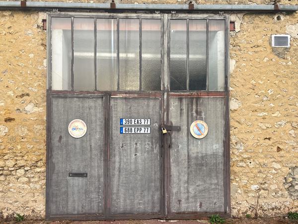 ENTREPOT 160m2 BRIE COMTE ROBERT