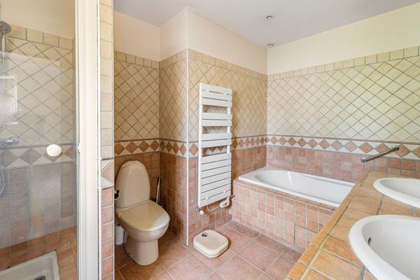 Superbe maison familiale à vendre sur Léognan