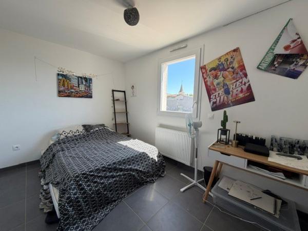 Maison
                                                                                                                                                                                                                                                                                                                        4 pièce(s)                                                                                                                                                                                                          3 chambre(s)                                                                                                                                                                                                          91  m²