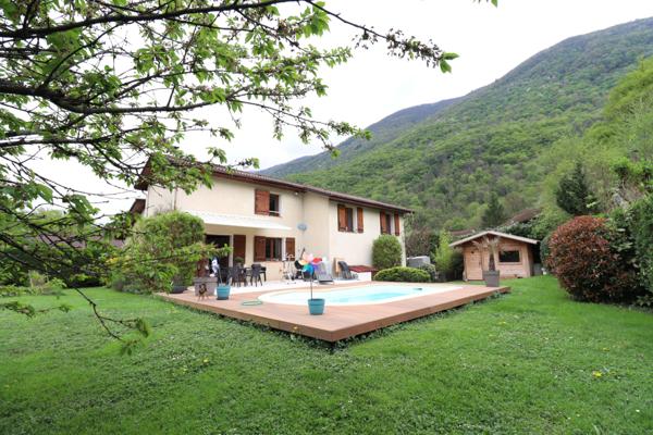 Vizille (38220) MAISON INDIVIDUELLE LIMITE VAULNAVEYS/VIZILLE