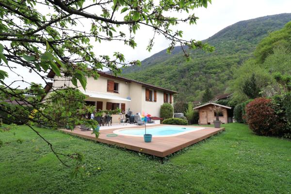 Vizille (38220) MAISON INDIVIDUELLE LIMITE VAULNAVEYS/VIZILLE