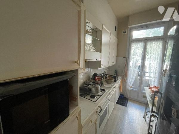 MARSEILLE 6éme VAUBAN,  Boulevard NOTRE DAME T3 DE 64M².