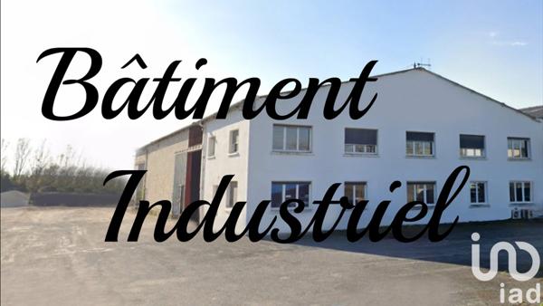 Parking à vendre 1 214 m² Saint-Jean-d'Angély