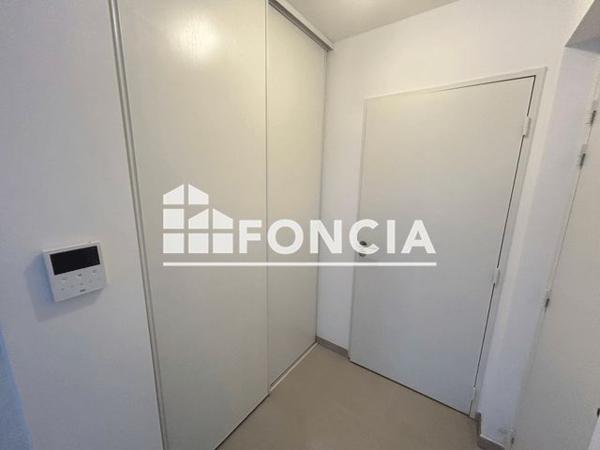 Location Studio 39 m² - PARENTHESE Vitrolles 13127